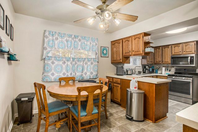 1280 Westlake Woods Drive, Battle Creek, MI 49037