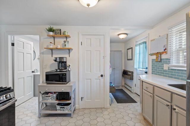 30 Whittier Street, Dover, NH 03820