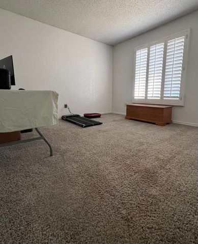 5724 74th Street, Lubbock, TX 79424
