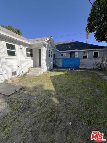 1058 W 42nd Place, Los Angeles, CA 90037