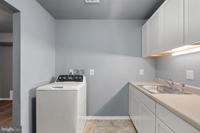 9716 BRAGG LN, Manassas, VA 20110