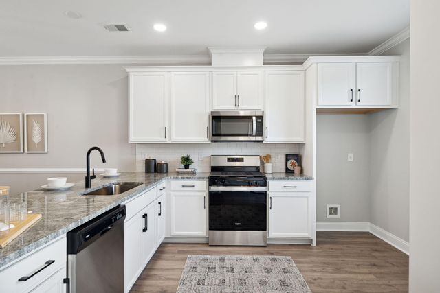 826 Alma Square Drive, Moncks Corner, SC 29461