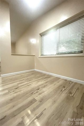1725 Van Dyke Drive, Charlotte, NC 28213