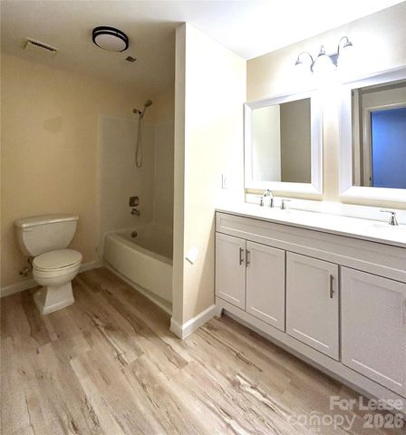 1725 Van Dyke Drive, Charlotte, NC 28213