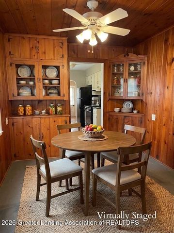 2801 N Aurelius Road, Lansing, MI 48910
