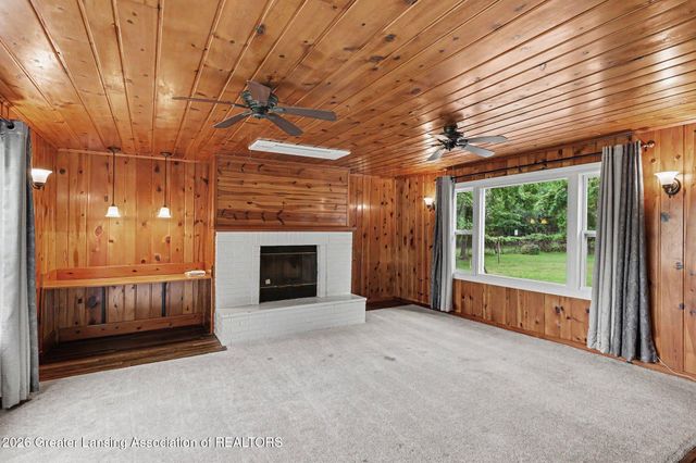 2801 N Aurelius Road, Lansing, MI 48910