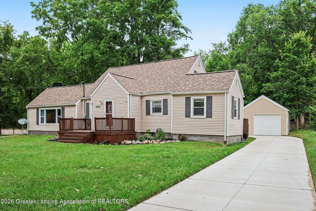 2801 N Aurelius Road, Lansing, MI 48910