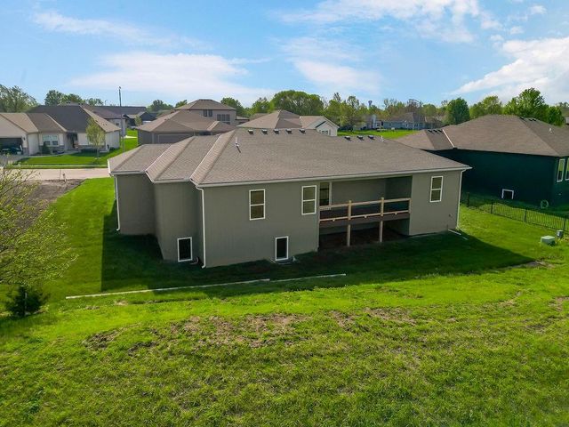 29346 Palmer Drive, Paola, KS 66071