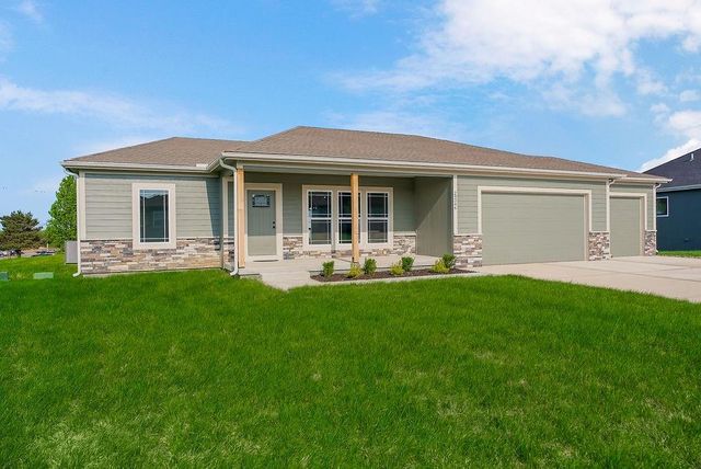 29346 Palmer Drive, Paola, KS 66071