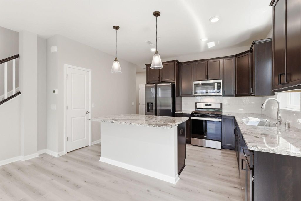 304 Rum River Way, Anoka, MN 55303 — photo 4
