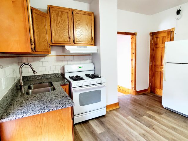 2212 White Oak Avenue 2, Whiting, IN 46394