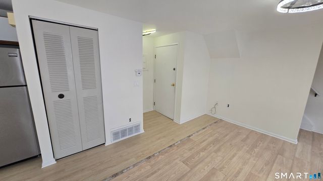 1150 Whitney Avenue APT 5, Hamden, CT 06517