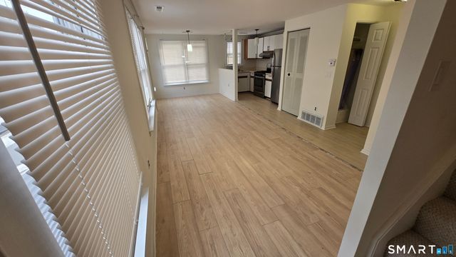 1150 Whitney Avenue APT 5, Hamden, CT 06517