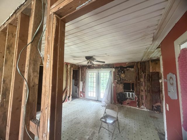 211 S Oak Street, Whitwell, TN 37397