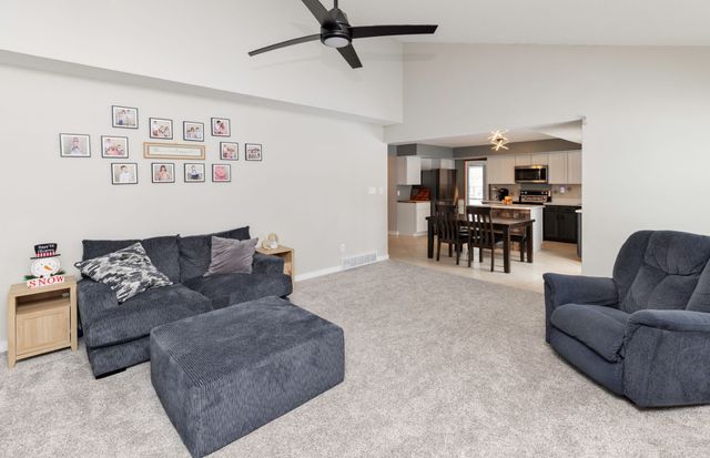 2117 Walnut Street, West Des Moines, IA 50265