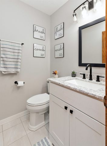 2117 Walnut Street, West Des Moines, IA 50265