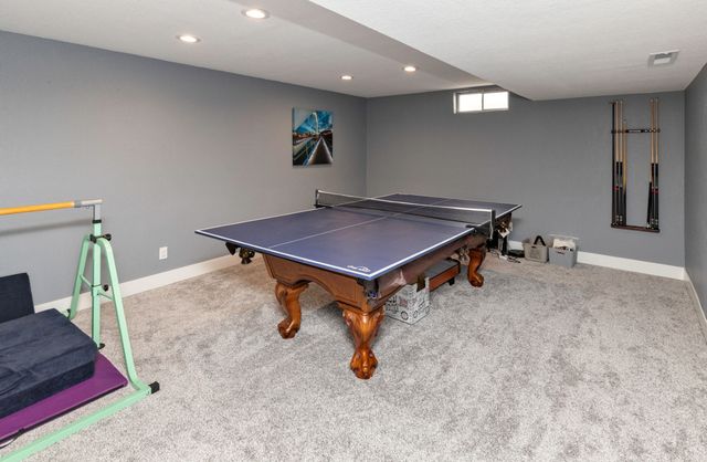 2117 Walnut Street, West Des Moines, IA 50265