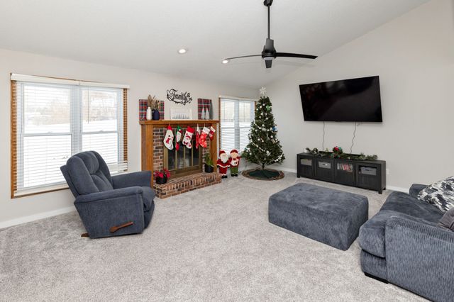 2117 Walnut Street, West Des Moines, IA 50265