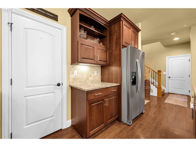 4270 Nw SACAJAWEA Ct, Camas, WA 98607
