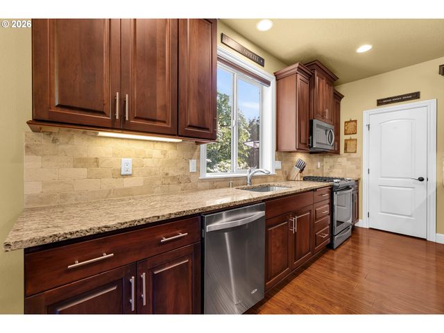 4270 Nw SACAJAWEA Ct, Camas, WA 98607