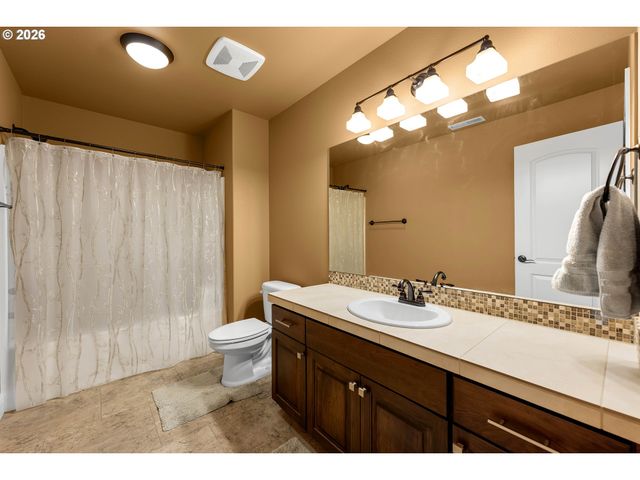 4270 Nw SACAJAWEA Ct, Camas, WA 98607