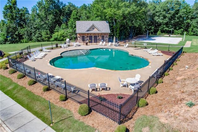 10 Altar Rock Ct NE, Cartersville, GA 30121