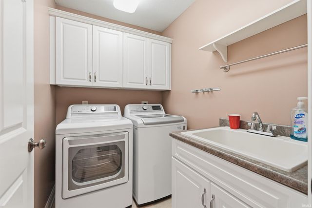 5369 Bear Creek Pass, Auburn, IN 46706