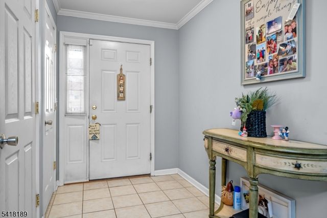 89 Bourne Cir, Hardyston Twp., NJ 07419