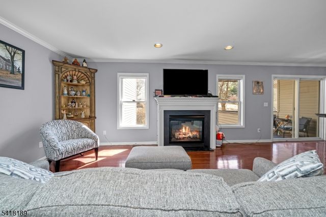 89 Bourne Cir, Hardyston Twp., NJ 07419