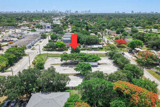 1st ave NW 166 st, Miami, FL 33169