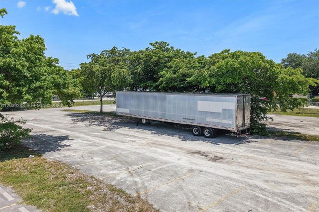 1st ave NW 166 st, Miami, FL 33169