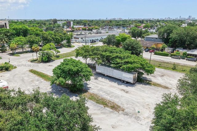 1st ave NW 166 st, Miami, FL 33169