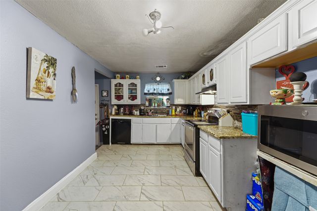 12809 Sultana Street, Dallas, TX 75253