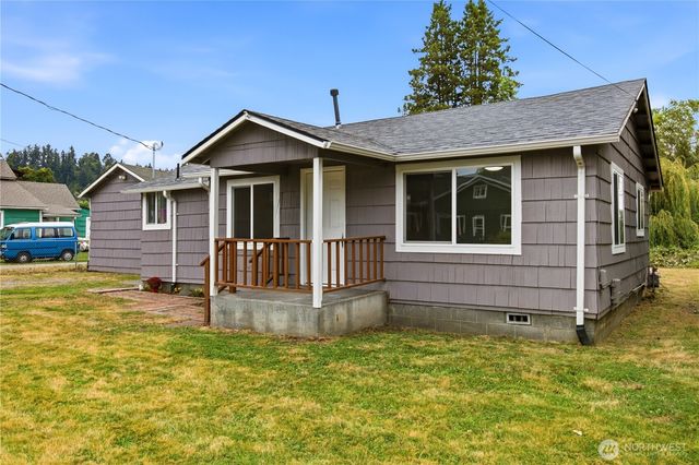 216 4th Avenue SW, Pacific, WA 98047
