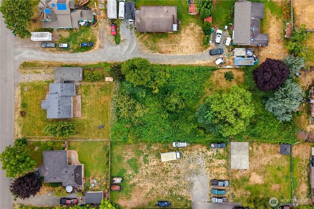 216 4th Avenue SW, Pacific, WA 98047