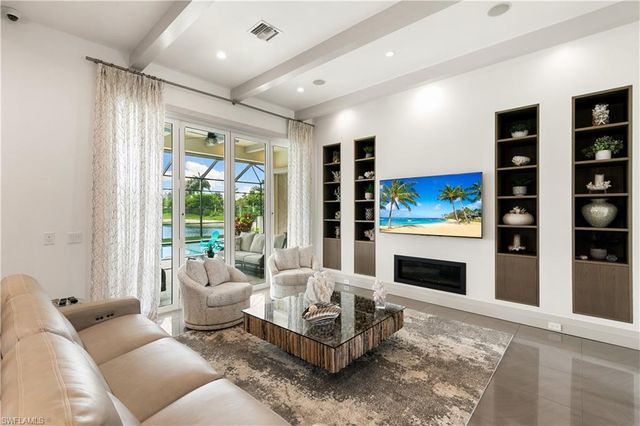 14852 Dockside LN, Naples, FL 34114
