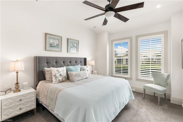 14852 Dockside LN, Naples, FL 34114