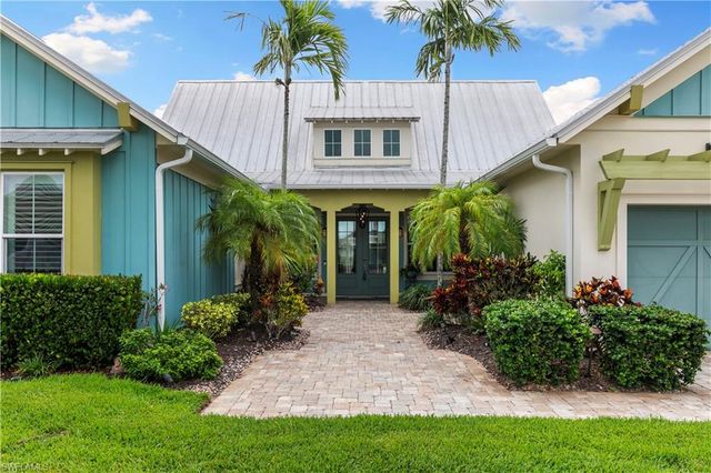 14852 Dockside LN, Naples, FL 34114