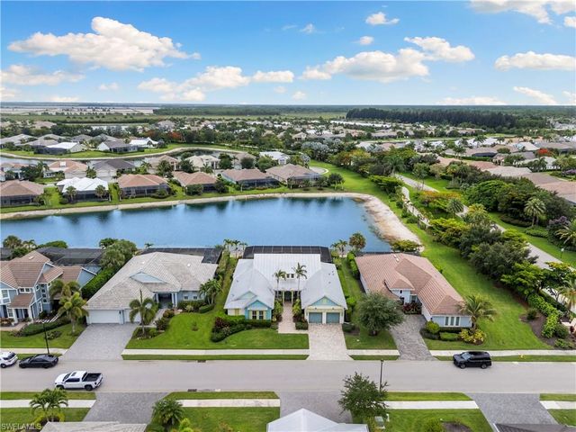 14852 Dockside LN, Naples, FL 34114