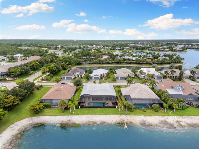 14852 Dockside LN, Naples, FL 34114