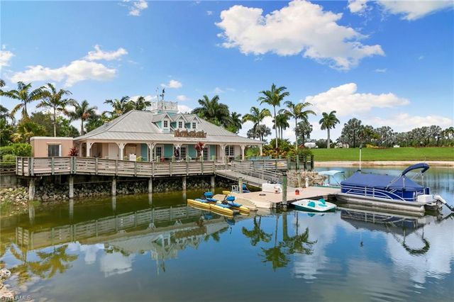 14852 Dockside LN, Naples, FL 34114