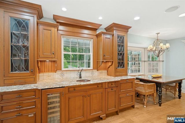 549 Lee Court, Wyckoff, NJ 07481