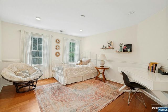 549 Lee Court, Wyckoff, NJ 07481