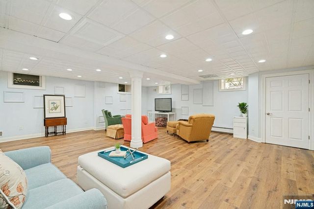 549 Lee Court, Wyckoff, NJ 07481