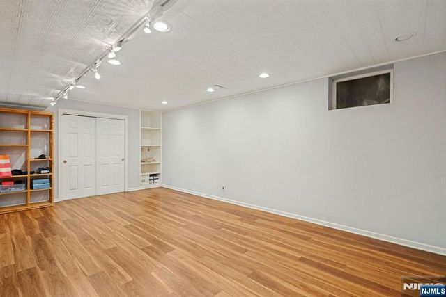 549 Lee Court, Wyckoff, NJ 07481