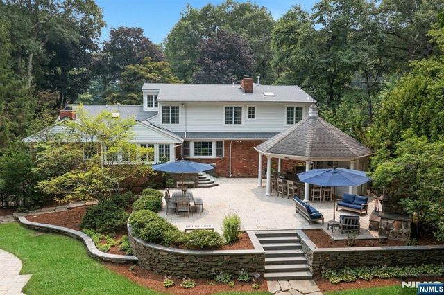 549 Lee Court, Wyckoff, NJ 07481