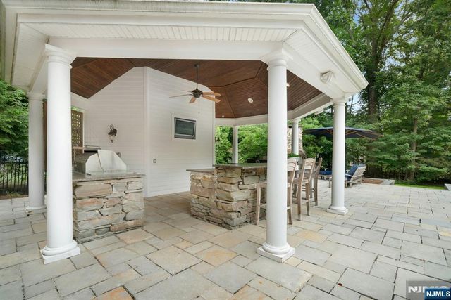 549 Lee Court, Wyckoff, NJ 07481