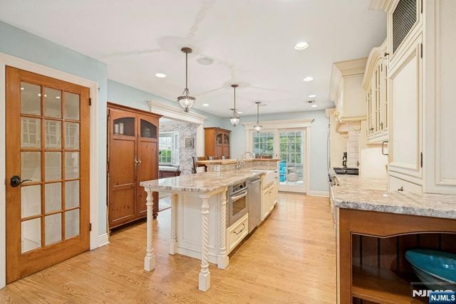 549 Lee Court, Wyckoff, NJ 07481