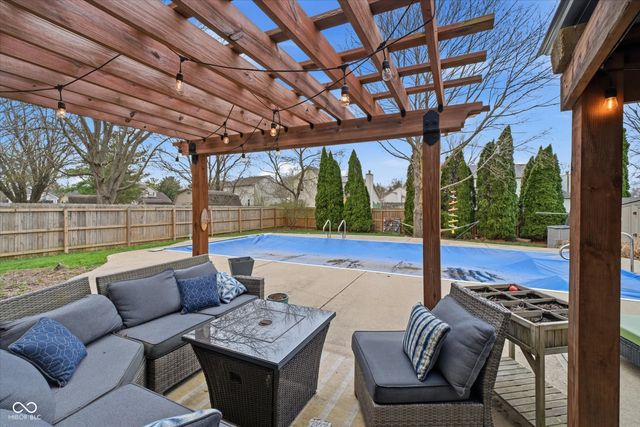 21399 Candlewick Road, Noblesville, IN 46062