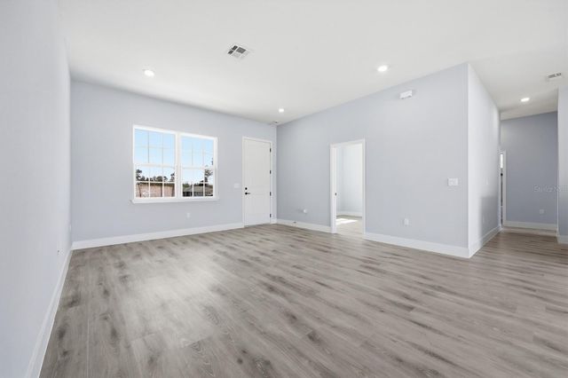 4487 SW 152 STREET, Ocala, FL 34473